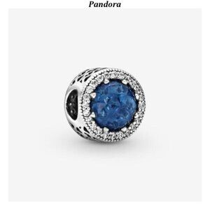 Pandora sparkling dark blue charm